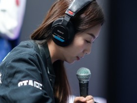 【蜗牛电竞】松琪晒照:今年有幸参与了翻译工作 从北京上海到成都 收获颇丰!