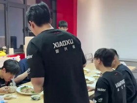 【蜗牛电竞】打完比赛就吃饭,JDG赛后发布视频:打比赛和炫饭无缝衔接