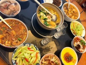 【蜗牛电竞】余霜分享美食照片:过年真的吃太好😭萍乡菜yyds!!