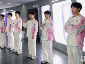 【蜗牛电竞】二次元这一块!BLG官方分享赛后海贼王经典站位合影:一步一个脚印!