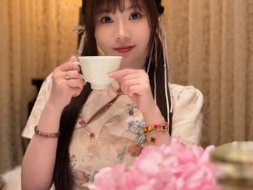 【蜗牛电竞】赤小兔分享照片:这瓶XO我以为送我的 结果只让我滴几滴在汤里
