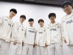 【蜗牛电竞】2-0战胜LNG!iG分享昨日赛场合照:你醒啦~