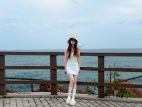 【蜗牛电竞】主持人BaoBao晒照:闪避台风技能发动~