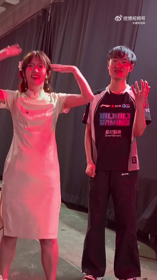 【蜗牛电竞】夏安分享与knight抽象合拍:《怎么打游戏才能打好呢?》