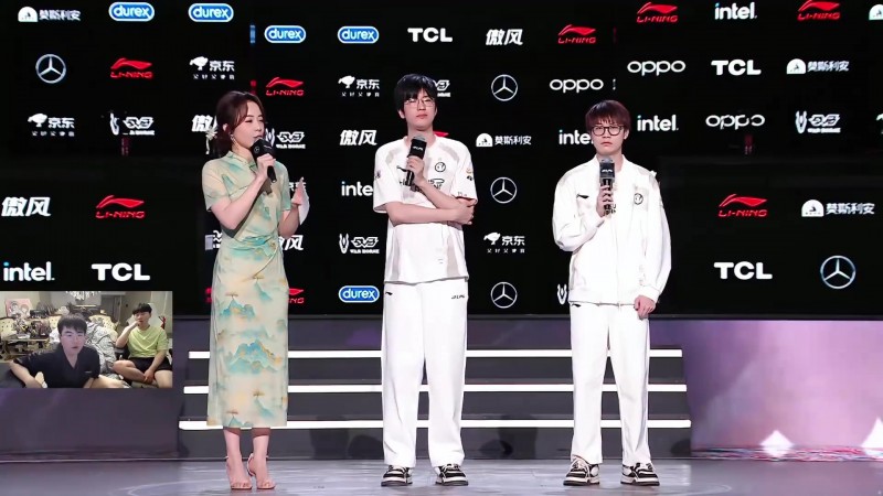 【蜗牛电竞】姿态看现场观众冒充姿态同意IG3:0WE瞬间红透了:给他发200!
