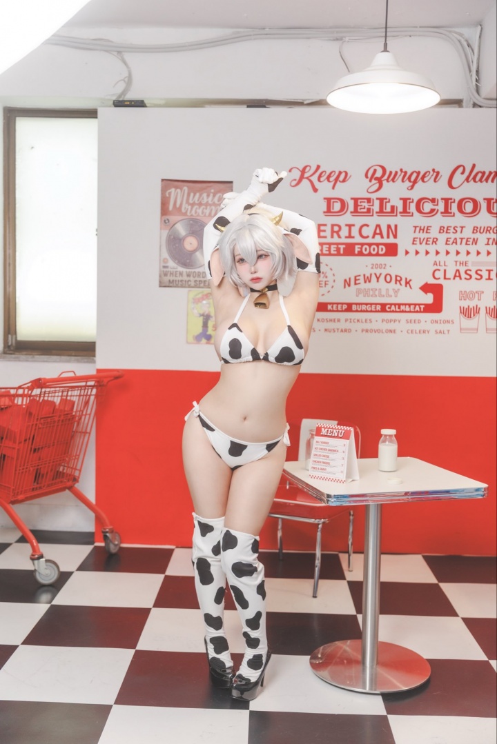 【蜗牛电竞】这倒是提醒我了😍《剑星》体模晒奶牛写真图！即将前往泰国