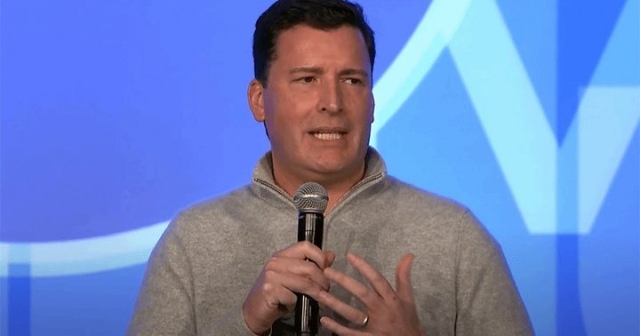 【蜗牛电竞】Xbox前副总裁：Xbox已经没有硬件优势和独占游戏了