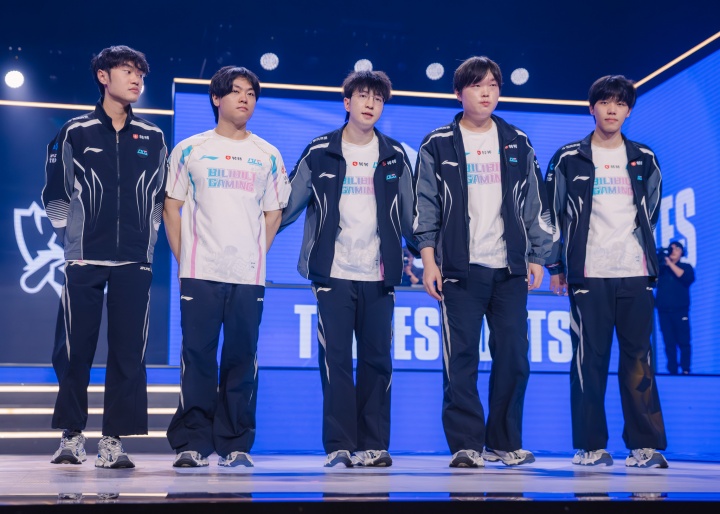 【蜗牛电竞】🍉BLG的KTV事件到底有谁去了?北川/Knight/ELK均有不在场证明