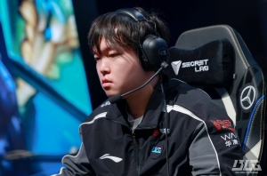 【蜗牛电竞】饼大哥真没去!BLG bin官方群管理:和运营确认过 Bin昨晚一直在基地