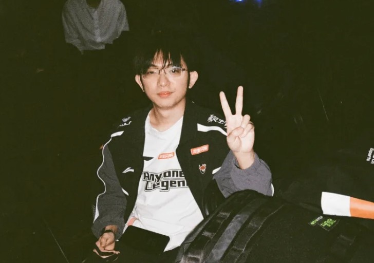 【蜗牛电竞】AL分享世界赛拍摄花絮:AL in S15📸