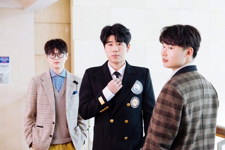 【蜗牛电竞】爆料:GALA已进竞拍池,iG在全力续Meiko,Theshy因身体不好想休息