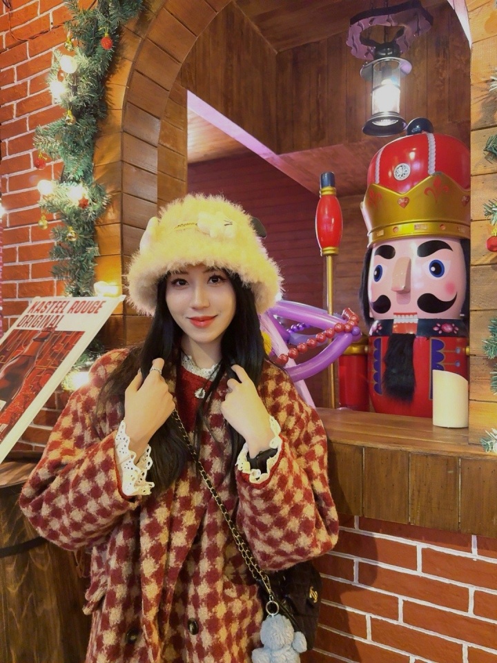 【蜗牛电竞】Suki更博晒照：十二月意味着什么 快结束还是快开始了