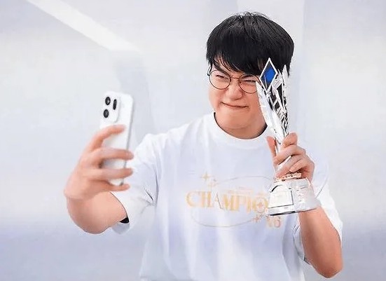 Gumayusi：选手的个人能力都非常出众，HLE实力目前只发挥20%