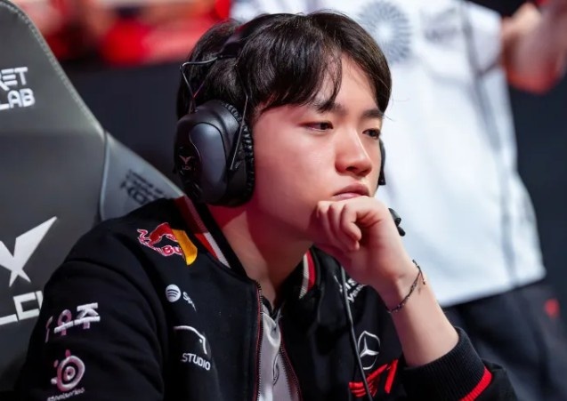 【蜗牛电竞】Keria:明年要警惕的队伍依然是GEN,很期待DK的下路双人组