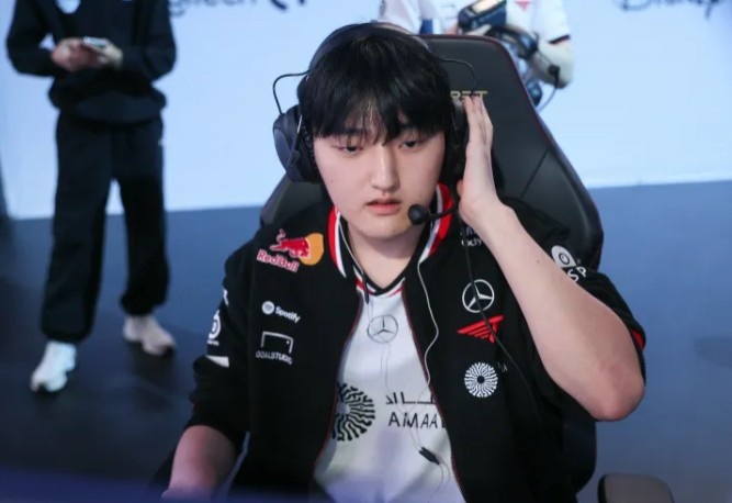 【蜗牛电竞】Peyz:还有很多时间,希望一起训练成为优秀的双人组