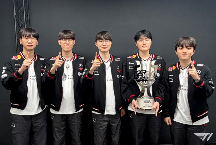 【蜗牛电竞】夺得新阵容首冠！吧友们觉得T1新赛季DOFPK这个阵容的强度如何？