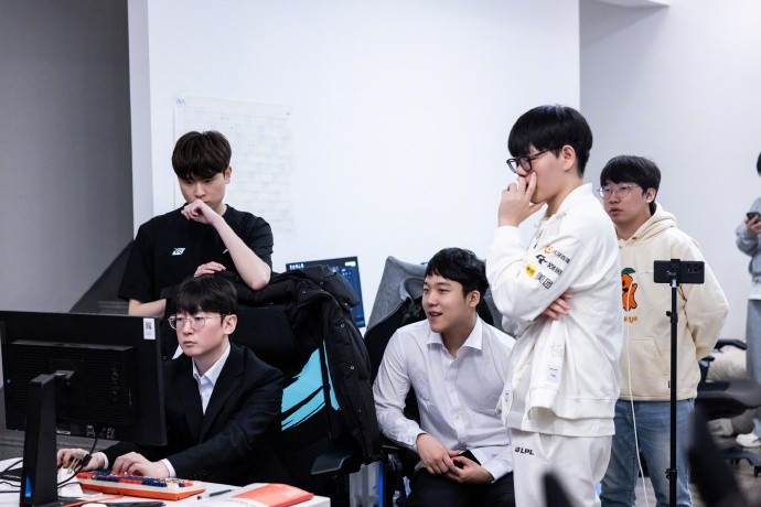 【蜗牛电竞】IG发布德杯赛后返图：再接再厉