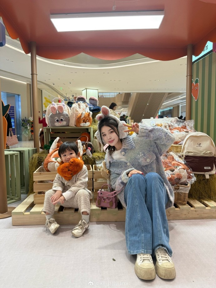 【蜗牛电竞】糖小幽晒与doinb小金合照：感恩生命中所有的一切❤