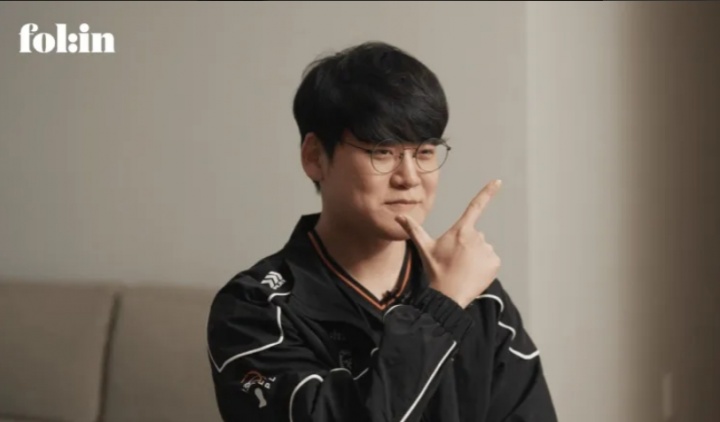 【蜗牛电竞】Guma：我的自信来自家庭环境，在T1轮换的经历塑造了现在的我