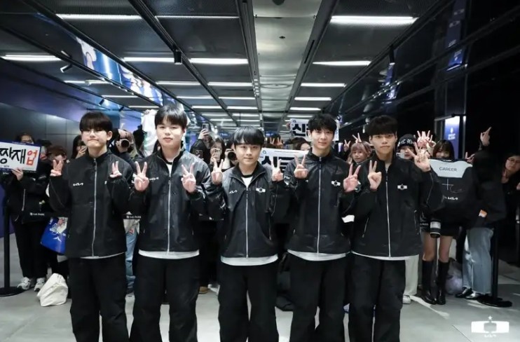 【蜗牛电竞】DK分享队员第一周比赛日返图：看看我们的选手们