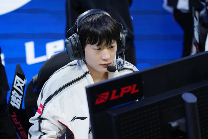 【蜗牛电竞】牢香的MVP哪里去了?!AL目前赢下10个小局 而Shanks目前MVP数量为0