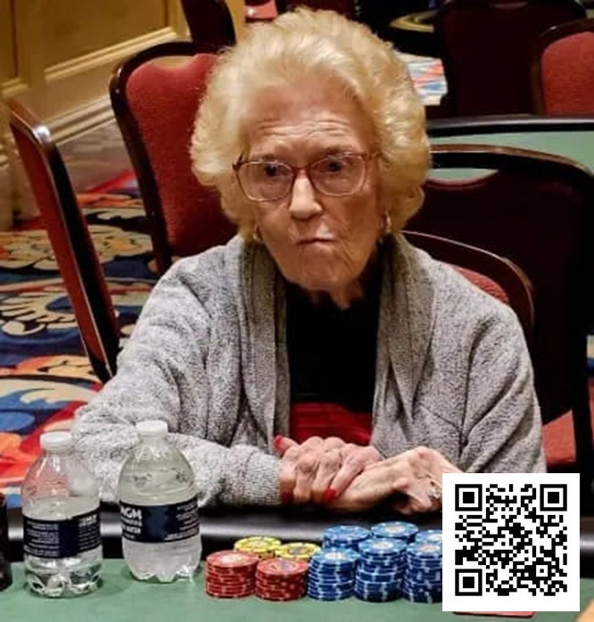 【EV扑克】扑克老奶奶高龄88岁，首次参加千人MTT竟一路打到第14名！【蜗牛电竞】