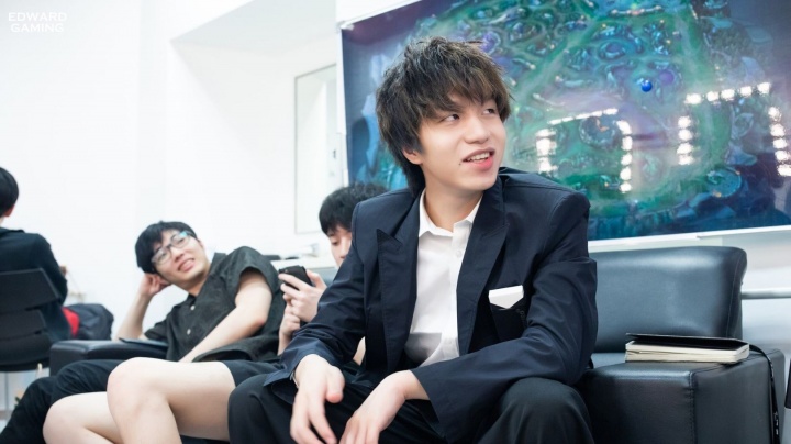 【蜗牛电竞】下路要送真没办法？厂长执教EDG五个赛季 仅一次带队晋级季后赛