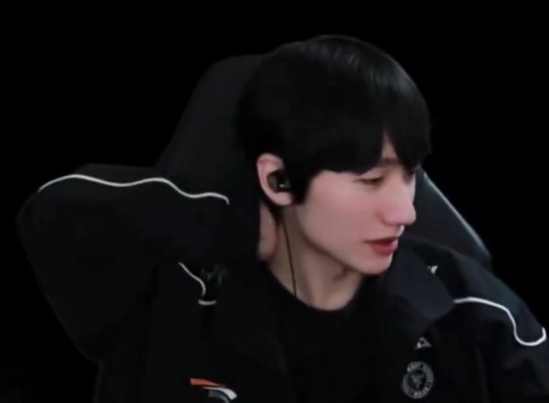 【蜗牛电竞】忆往昔！Peamut：如果我还是现役的话，今天是11周年了～