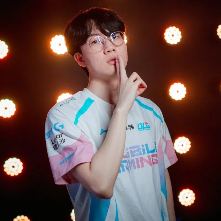 【蜗牛电竞】LOL官方发文:Viper重返先锋赛决赛,捍卫他的头衔