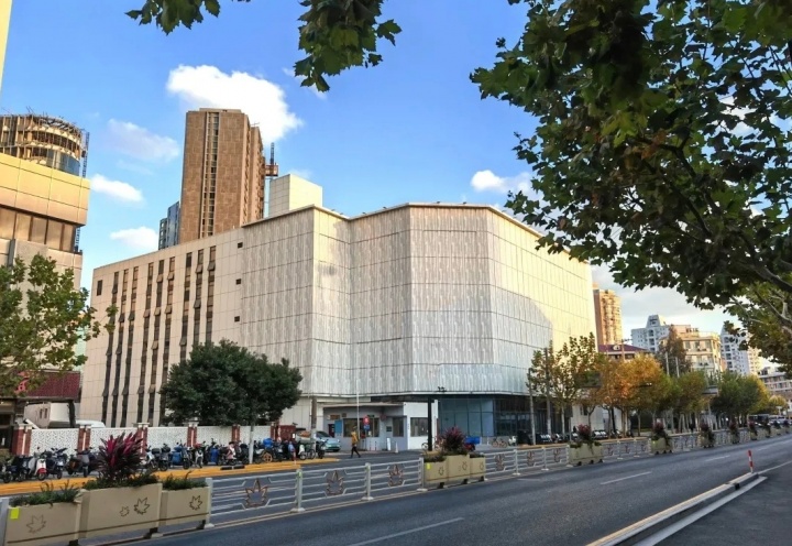 【蜗牛电竞】没有TheShy流量得大打折扣吧！iG将启用上海新主场：3月份左右开园