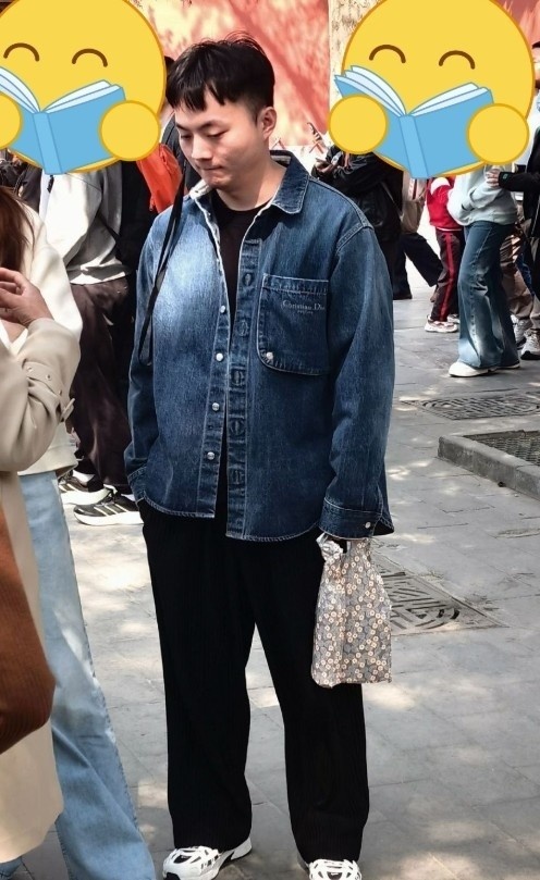 【蜗牛电竞】媒体人谈Light:他也是个狠人,退了就彻底退了这口饭都不沾边了