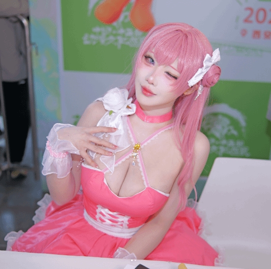 【蜗牛电竞】数值确实高啊！韩援Coser Yasal分享西安线下活动新图