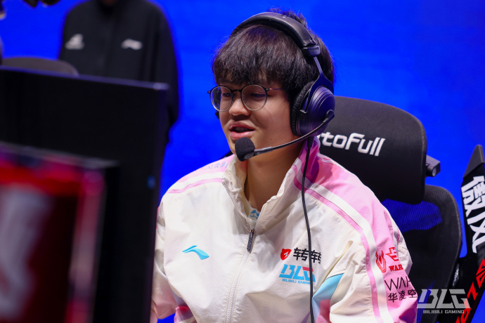 【蜗牛电竞】状态有点太差了!Xun决胜局野区爆炸 三局比赛数据10-15-14