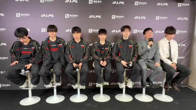 【蜗牛电竞】JDG教练总结：今天主要是在因为下路在进入劣势！将整理一下BP优先级