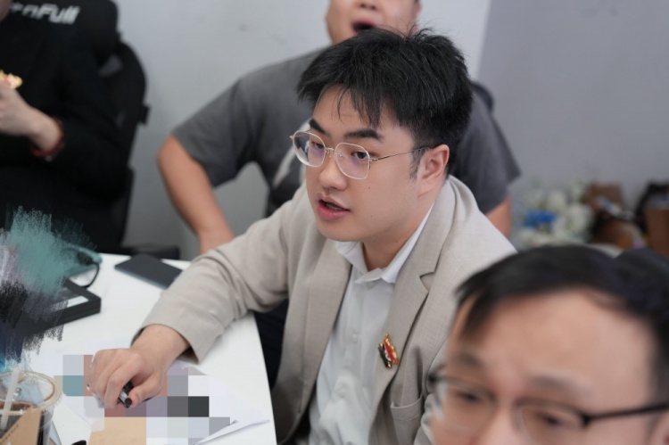 【蜗牛电竞】AL教练:我们跟JDG都是以打野为核心 今天在这方面没有准备好