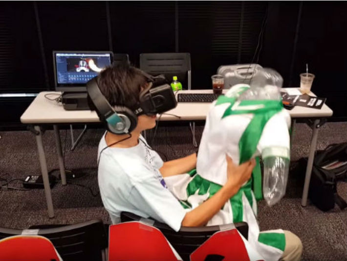 【蜗牛电竞】「VR淫片」估狗搜尋爆增9900%　未來人人都是空幹王