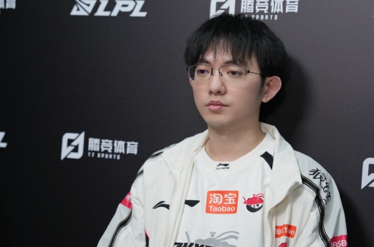 【蜗牛电竞】说好的人情味呢？！爆料人：21号试训完呼吸 就告诉圣枪哥解约了