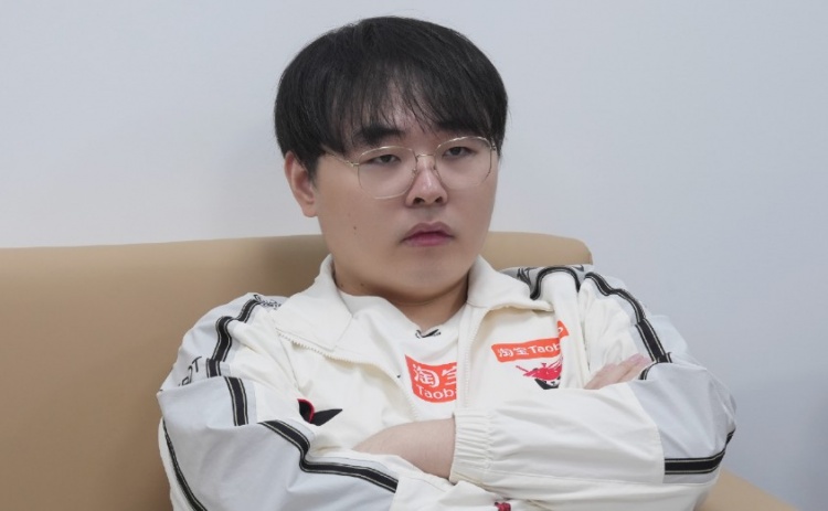 【蜗牛电竞】也是奇怪!媒体人:呼吸这些年啥成绩没有 但联盟都对他迷之信任