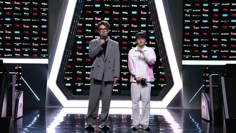 【蜗牛电竞】谁不稳？Xun：Wenbo比较稳，希望他放轻松好好打不要想太多