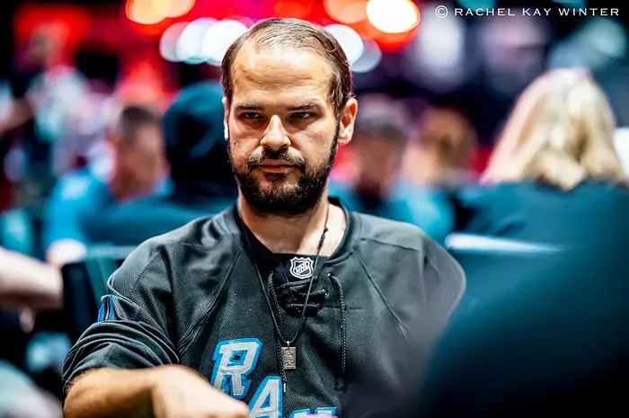【EV扑克】成人影星前女友控诉扑克圈“慈善家”另一面