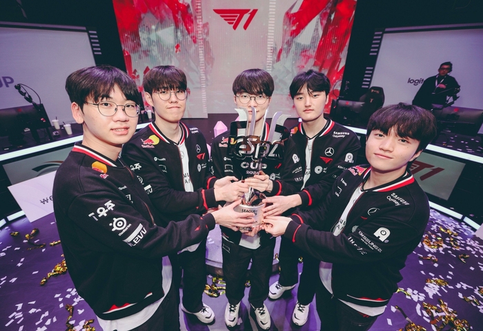 【蜗牛电竞】GOAT!Faker生涯第11次参加S赛:此前拿到6冠2亚2四强