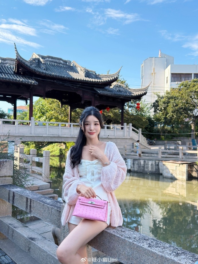 【蜗牛电竞】糖小幽分享旅游照：和韩国公婆沙溪一日游哦！人少可以去这里！
