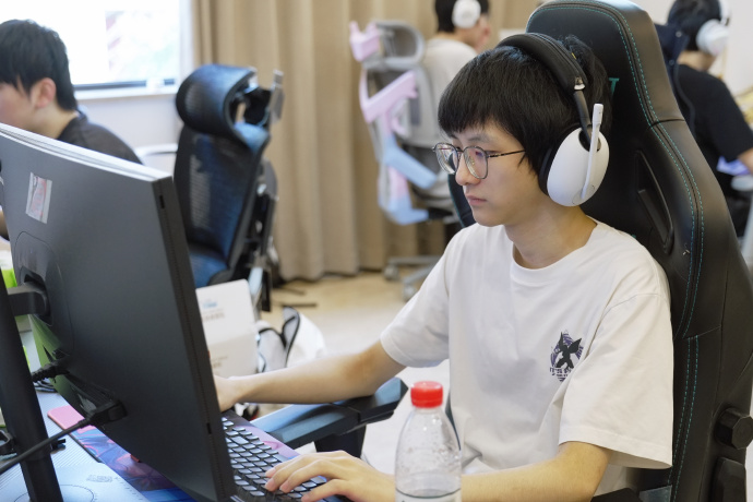 【蜗牛电竞】基本无缘S16!TES运营:Zuian美签三面依旧没过,正在尝试申办P签